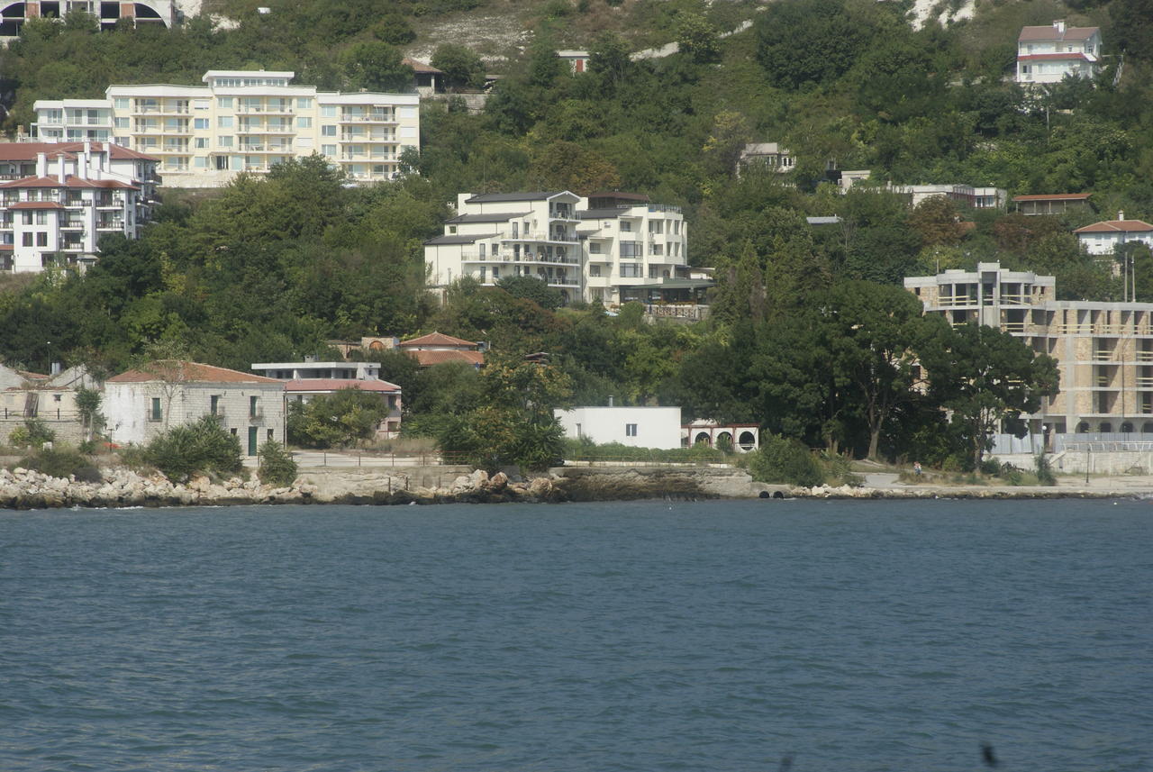 Family Hotel Venera Каварна Екстер'єр фото